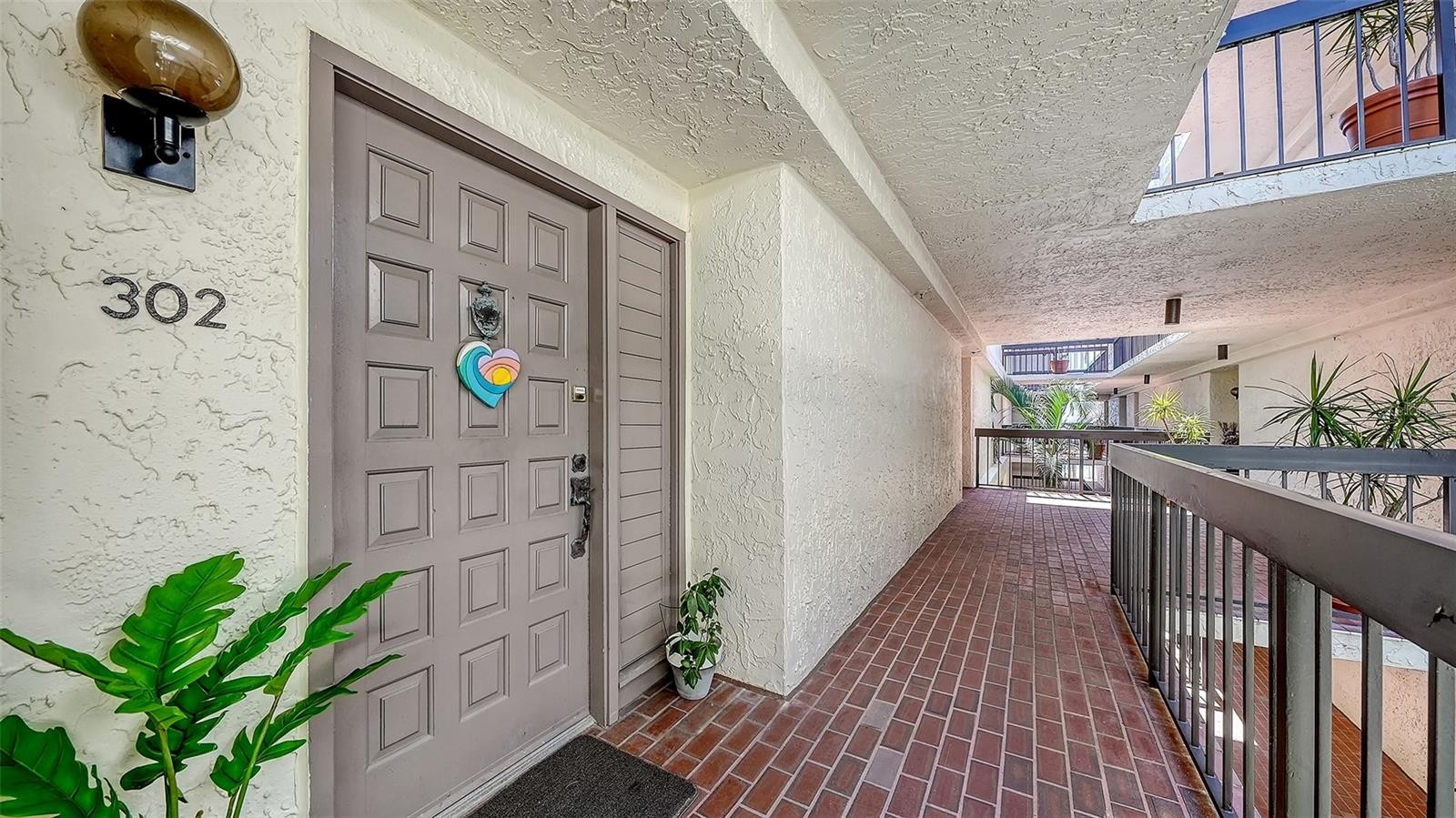 1925 GULF OF MEXICO DR #G8-302