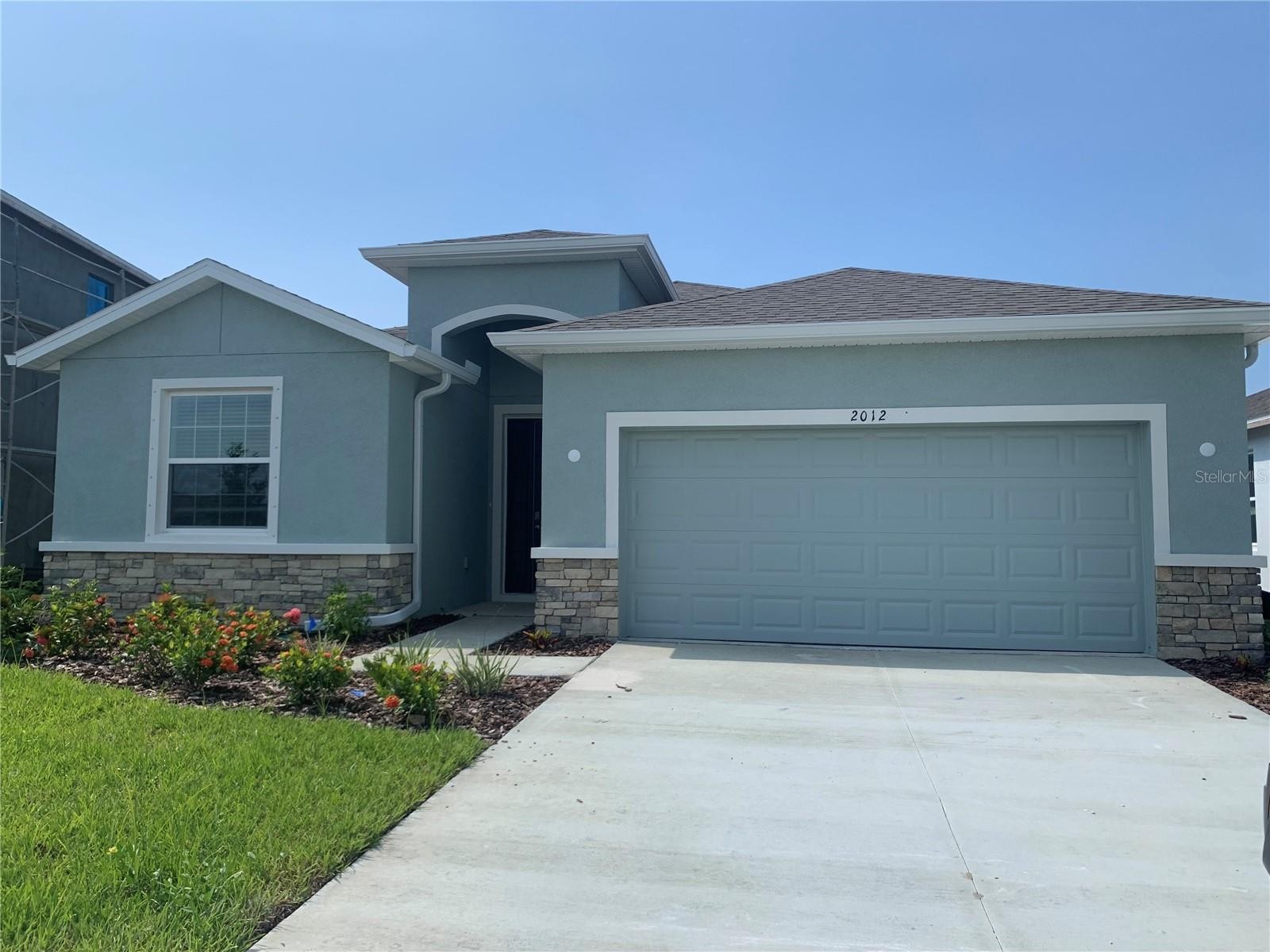 2012 MIDNIGHT PEARL DR