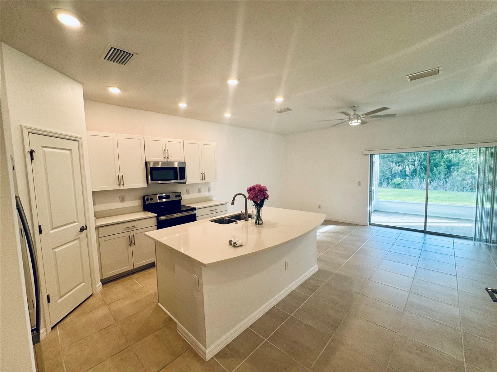 8525 LUNAR SKYE ST