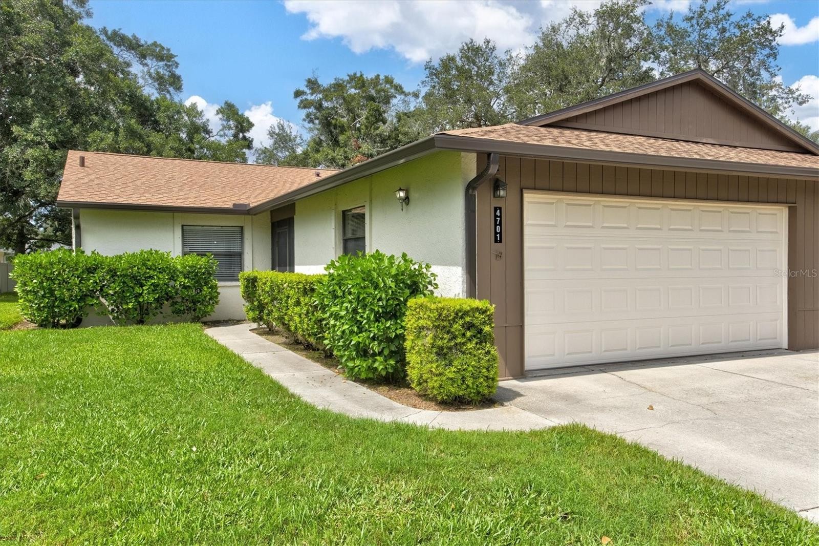 4701 Oak Hill Dr #3 Sarasota Florida 34232