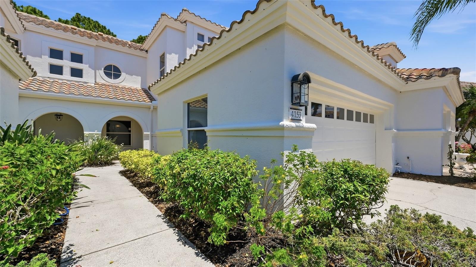 4153 ENTRADA CT