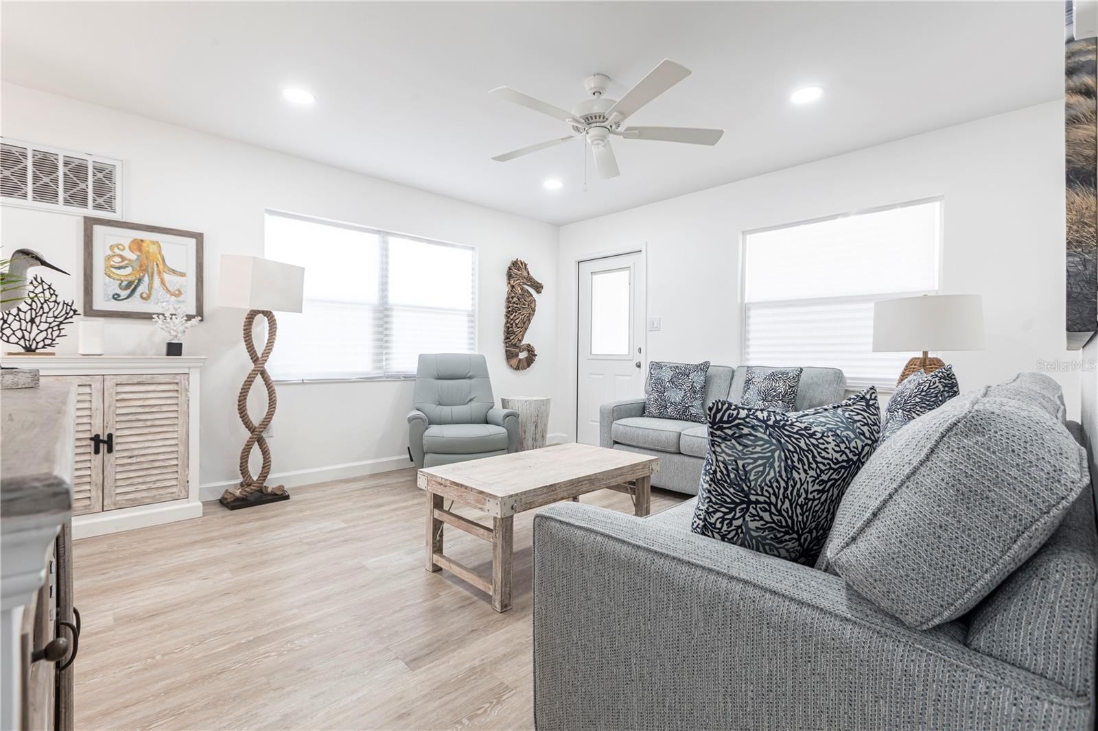 6020 MIDNIGHT PASS RD #7