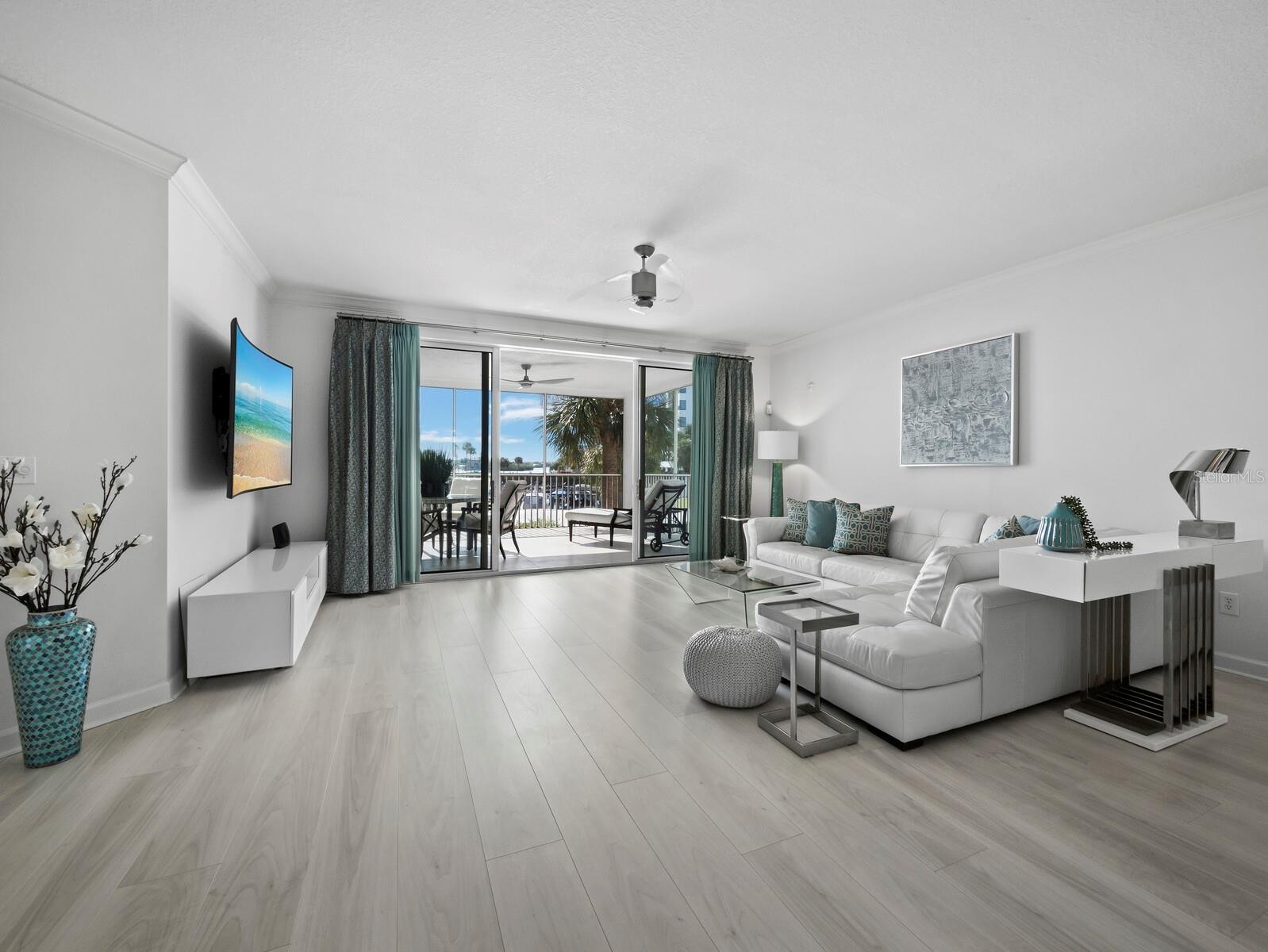 1260 DOLPHIN BAY WAY #203