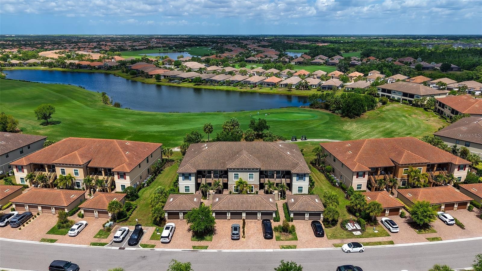 13731 MESSINA LOOP #102