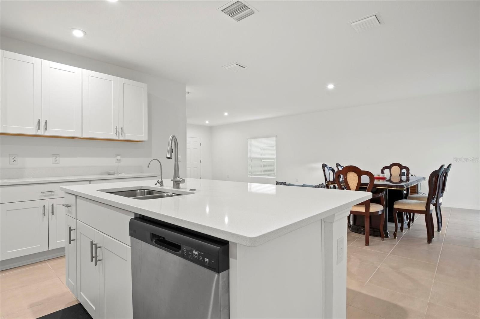 6305 SPRINGMONT LOOP