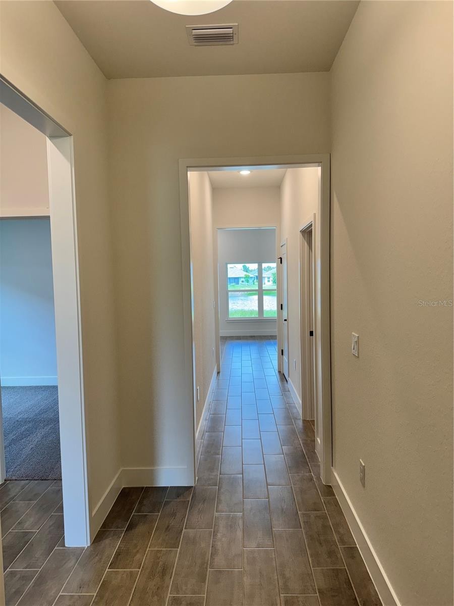 2667 AVERLAND LOOP