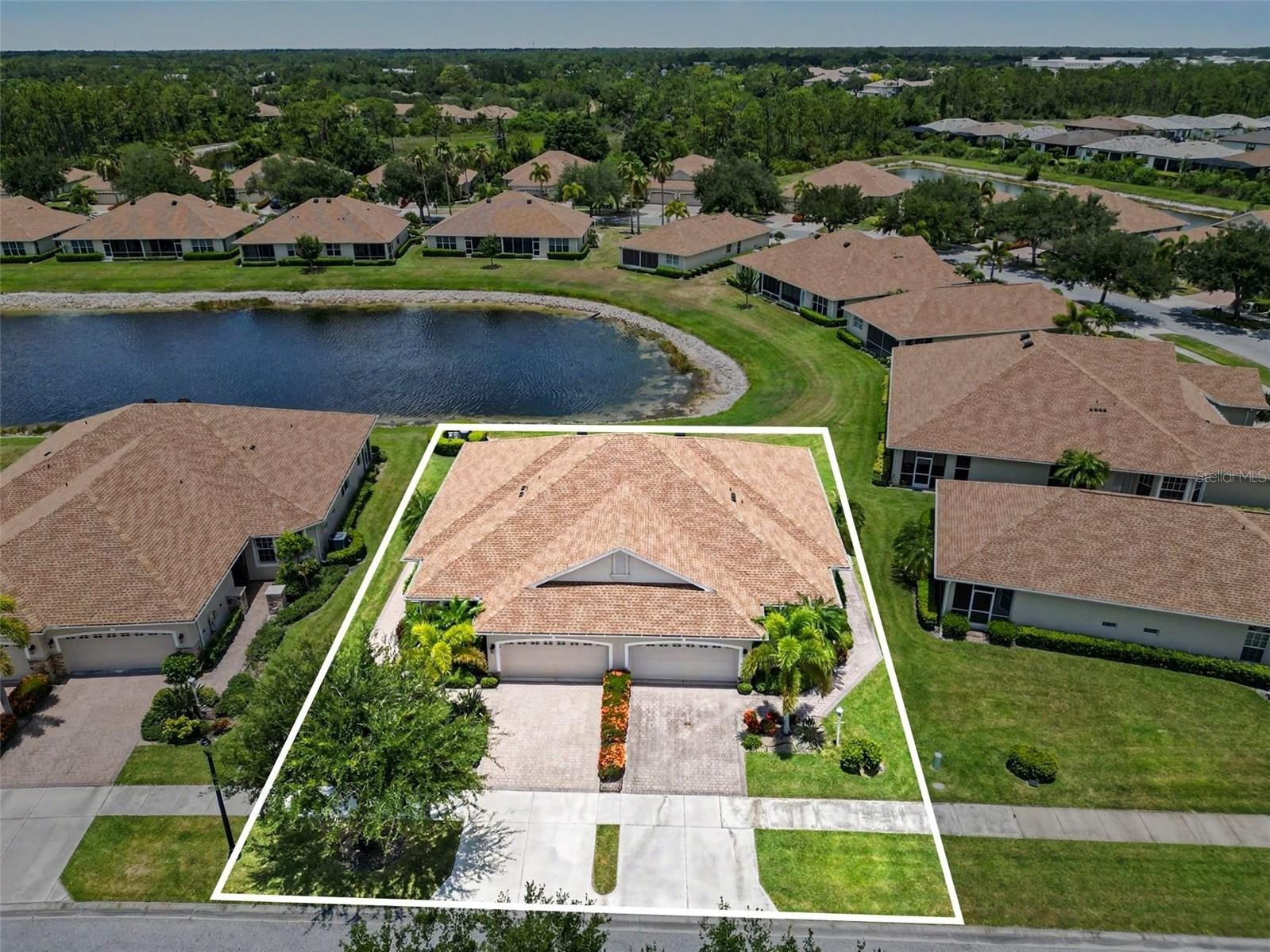 2593 COTTONWOOD LN