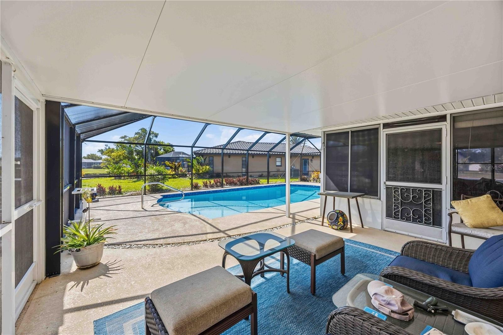 1600 CYPRESS POINT CT