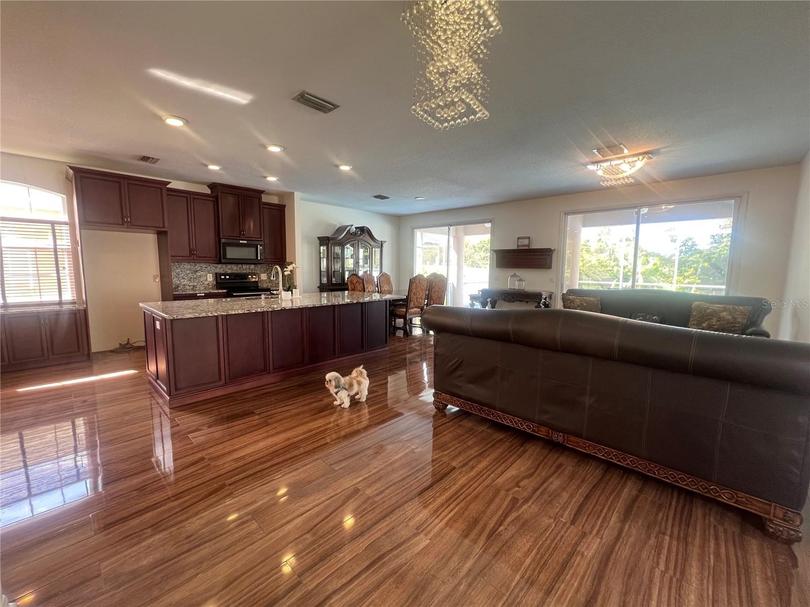 6222 LAUREL CREEK TRL