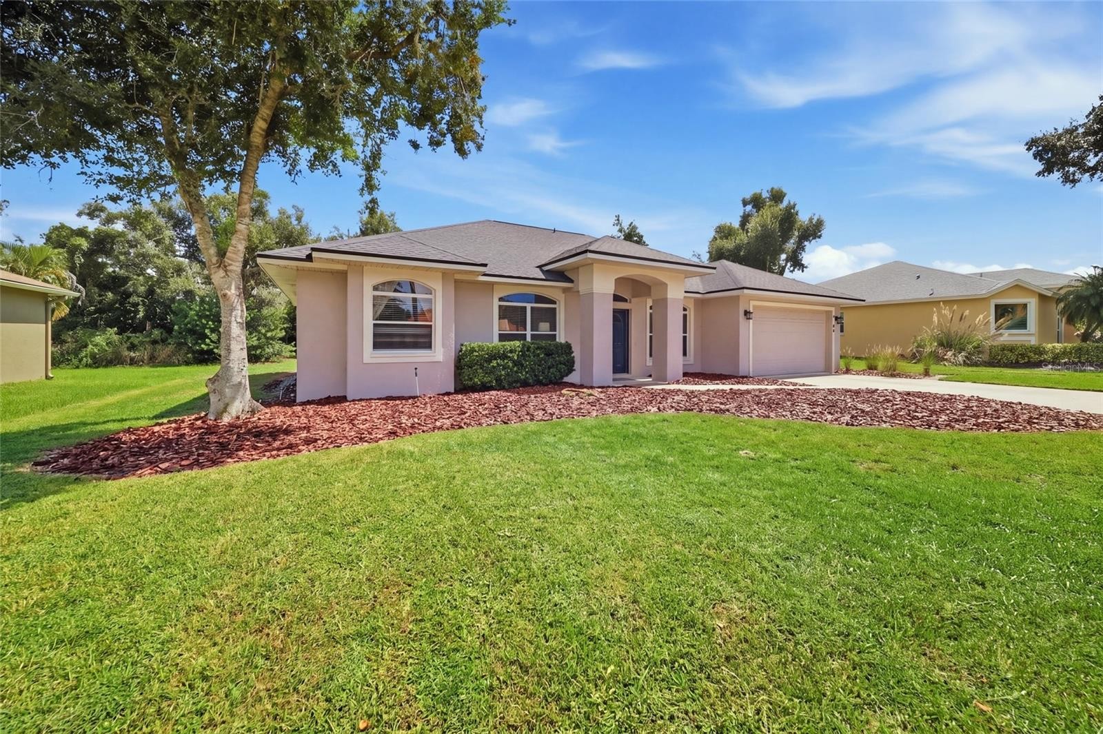 3104 RIVER WOODS DR