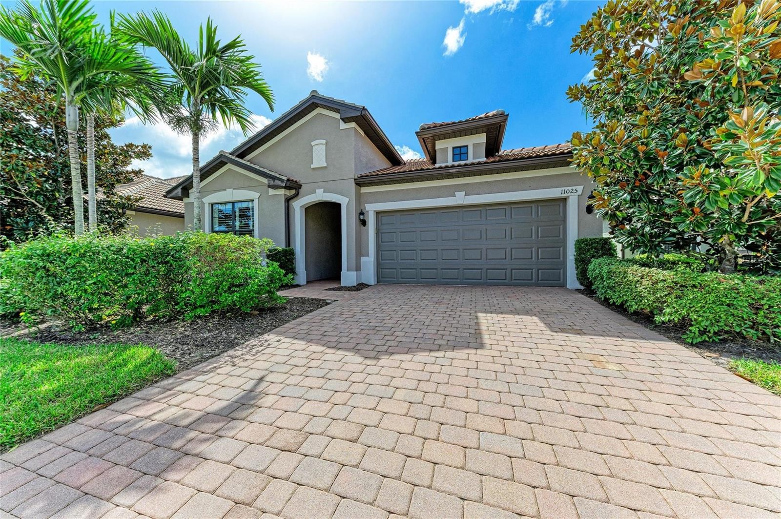 11025 SANDHILL PRESERVE DR