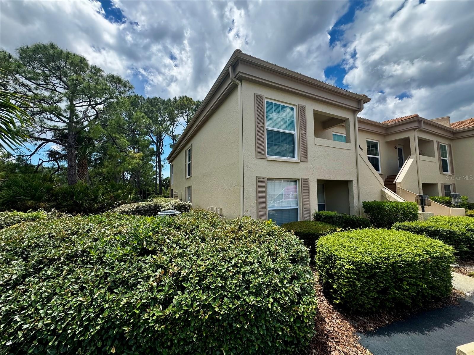 4377 LONGMEADOW #7