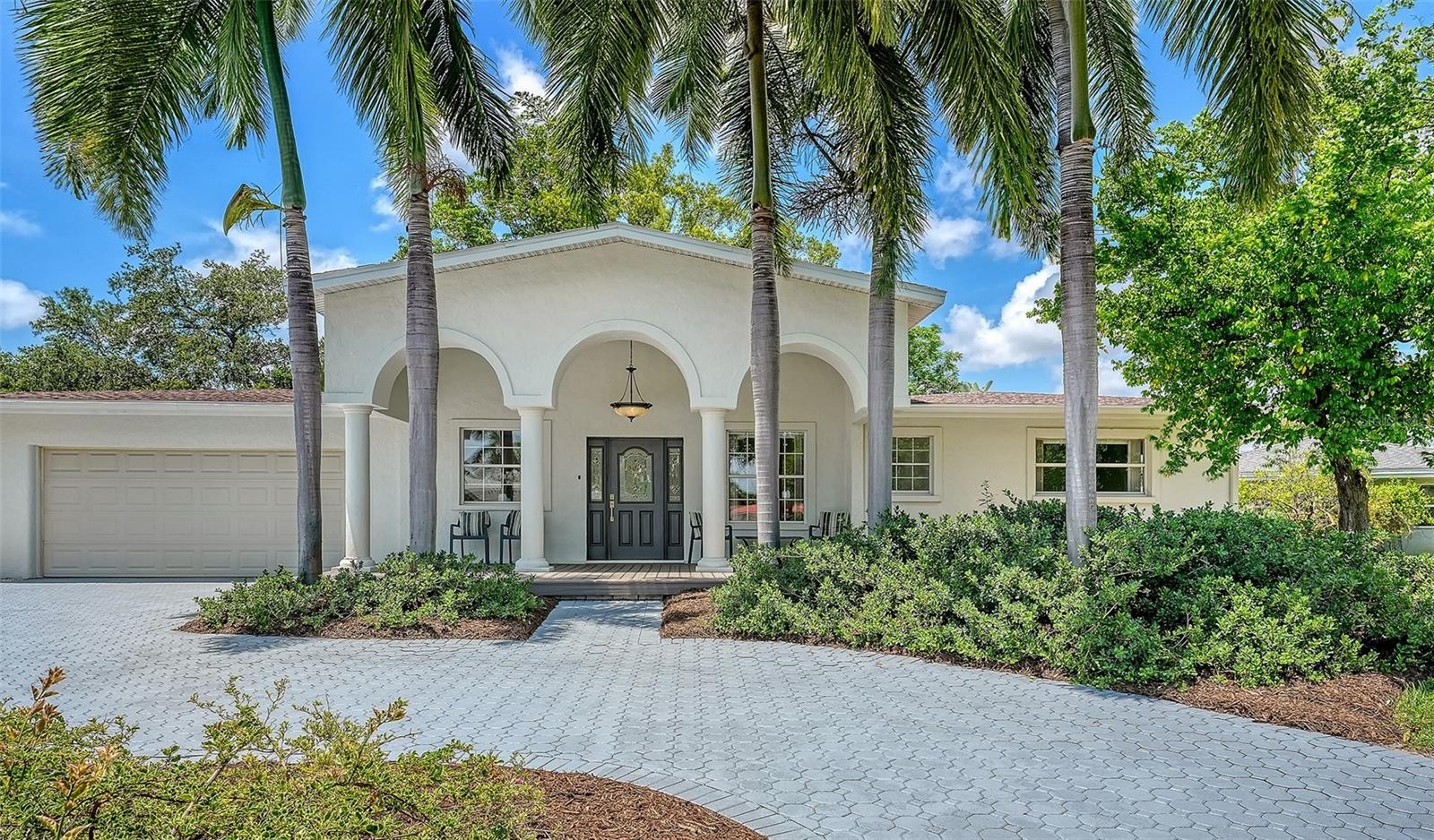 2465 FOSTER LN