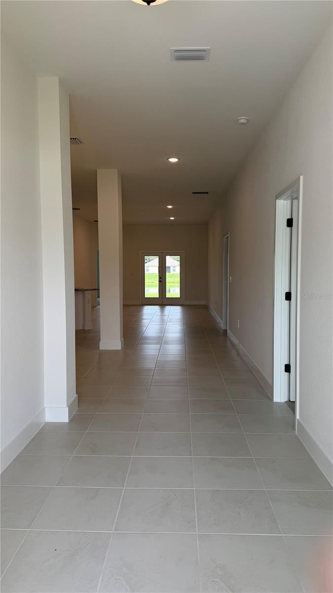 2683 AVERLAND LOOP