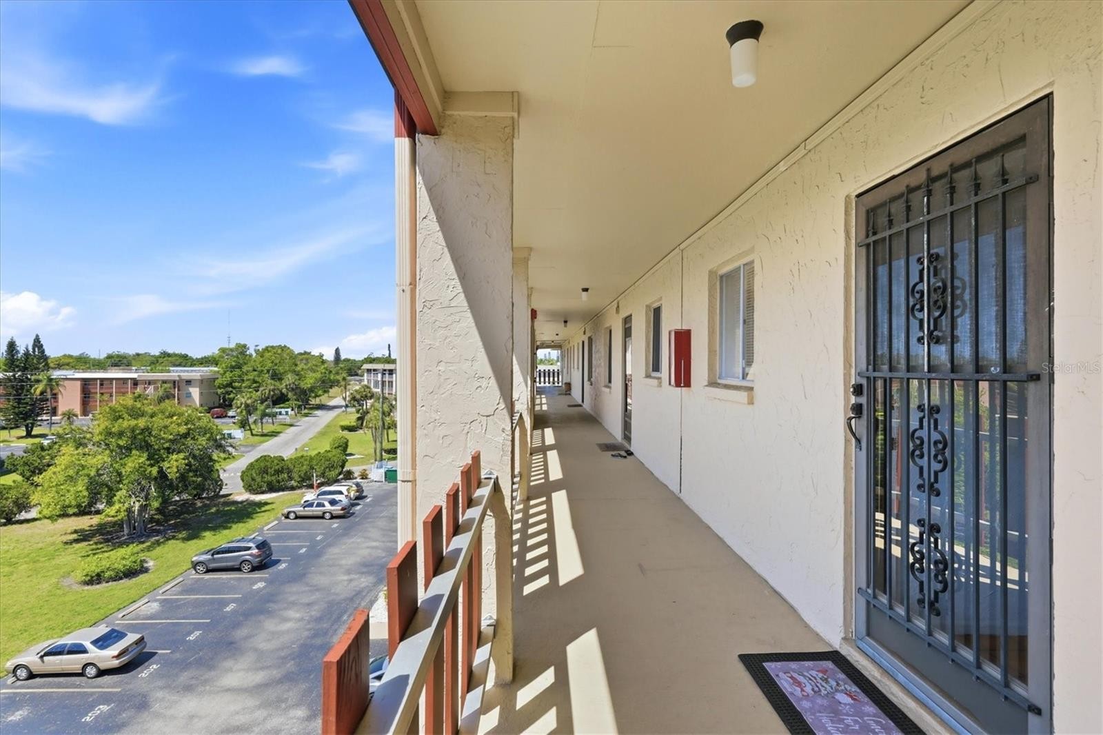 4137 LAKE BAYSHORE DR #C505