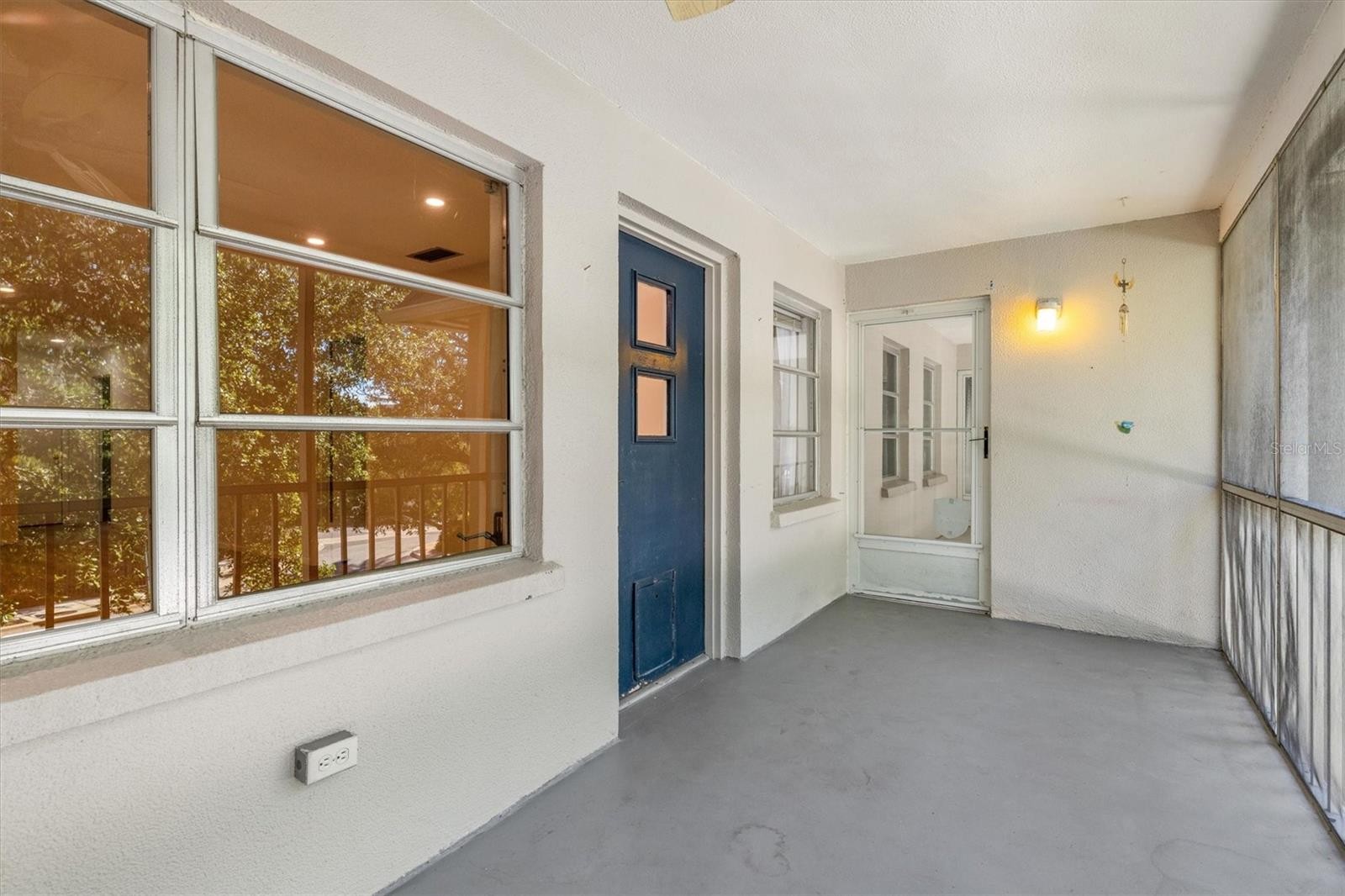 3745 ALMERIA AVE #6S