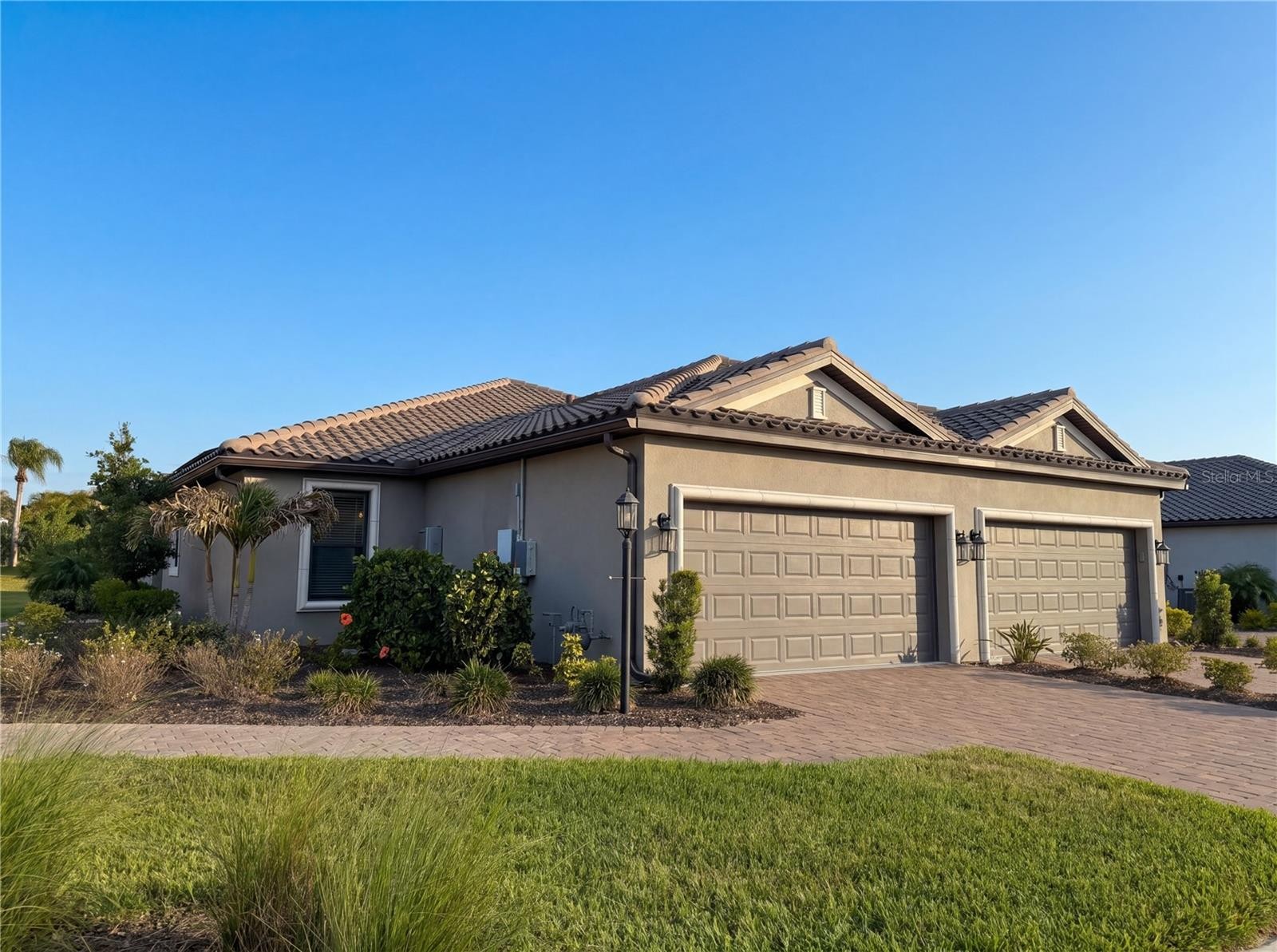10064 MORNING MIST LN