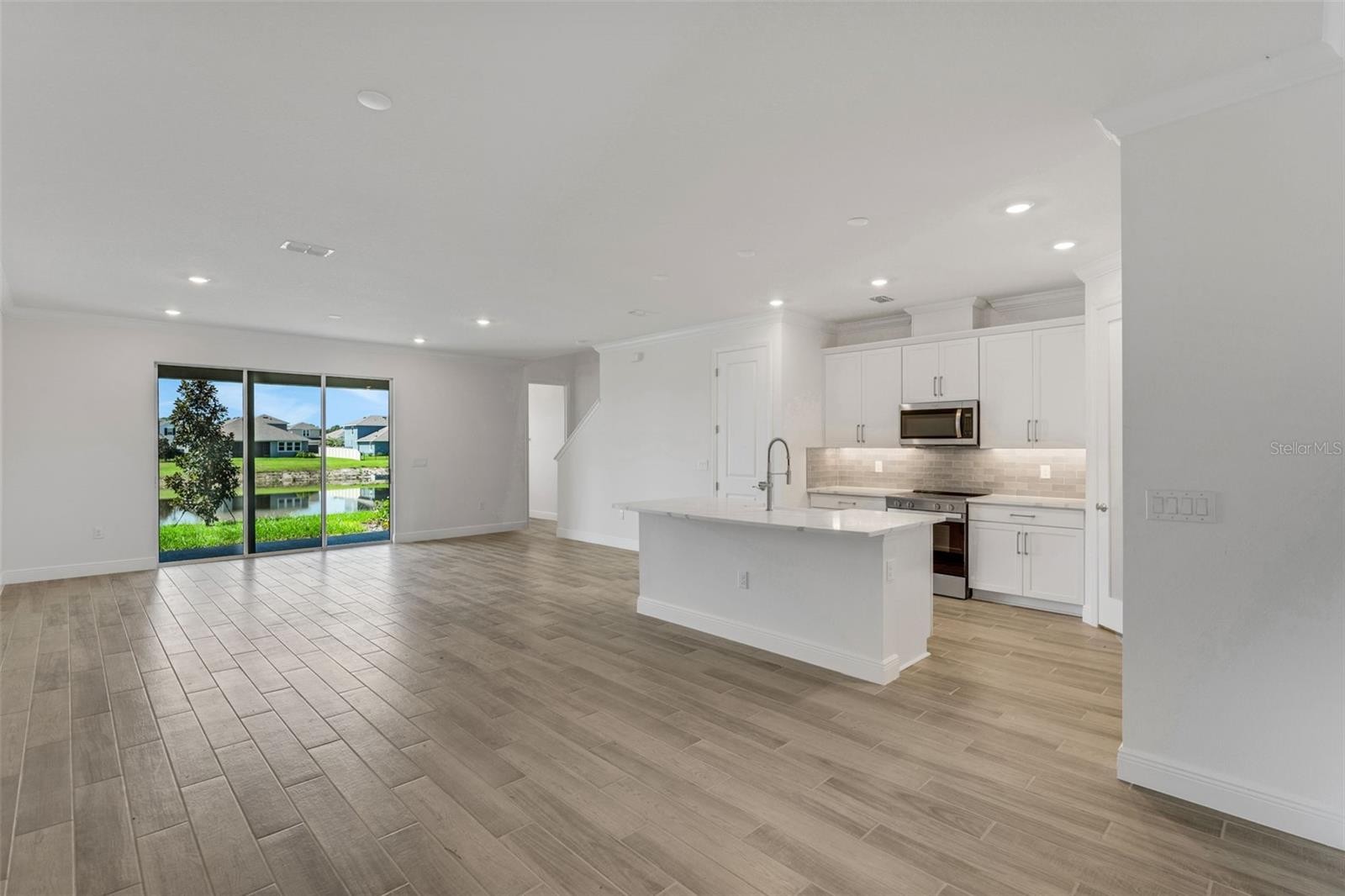 7511 SEA OAK CT