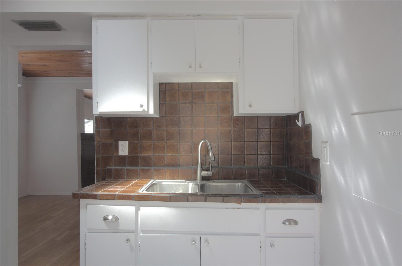 303 S OSPREY AVE #303