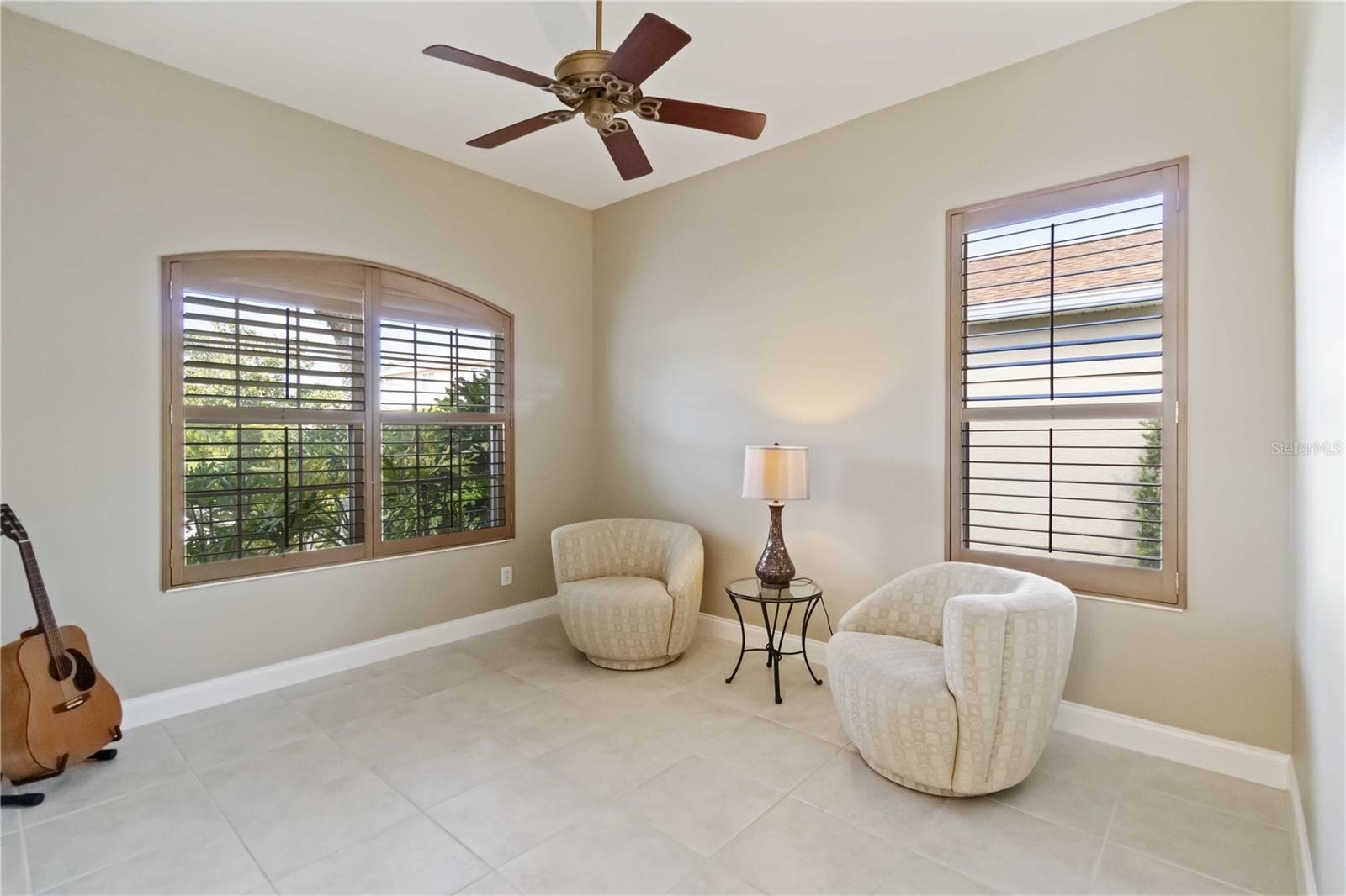 343 LONDONDERRY DR