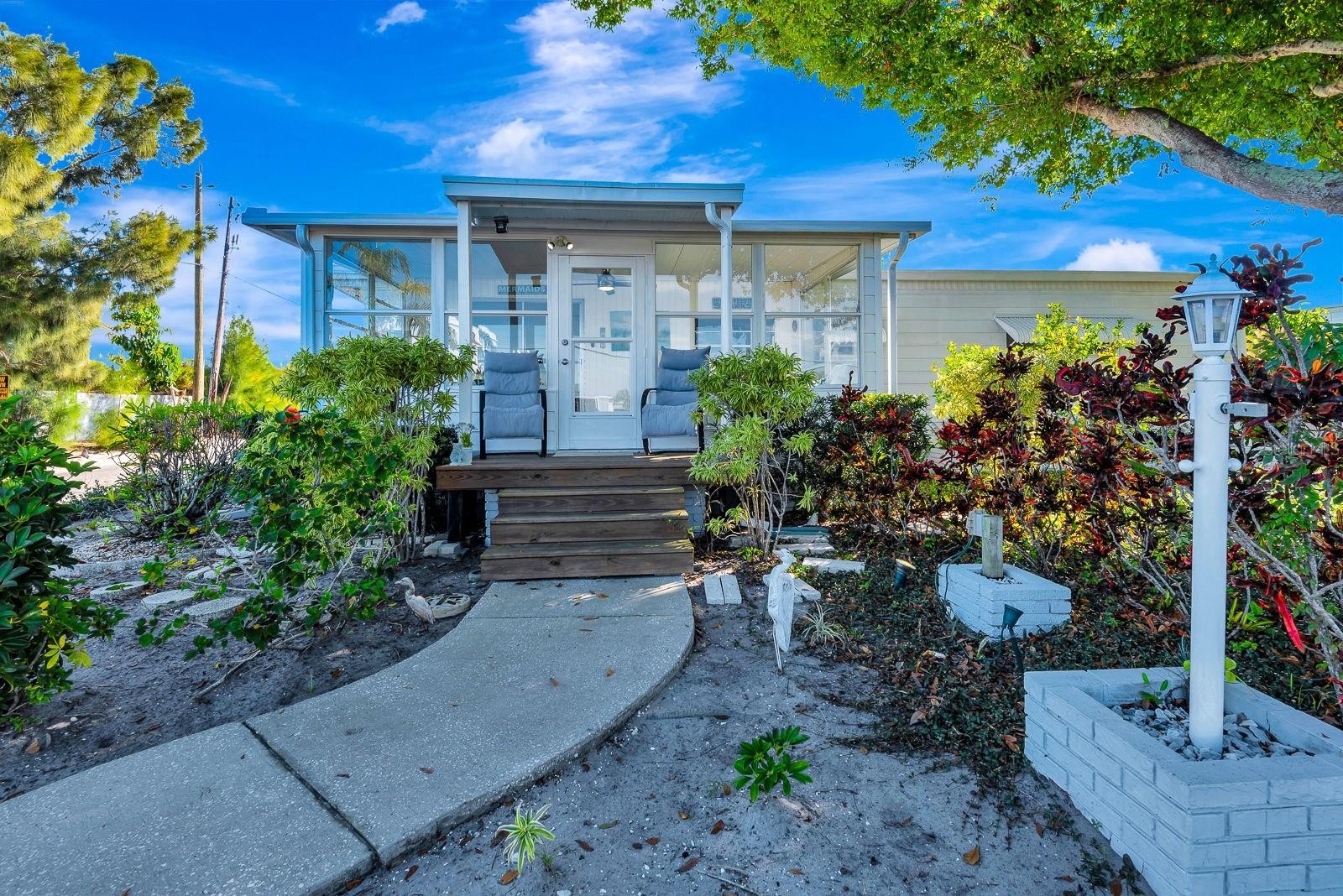 2107 PALMA SOLA BLVD #1