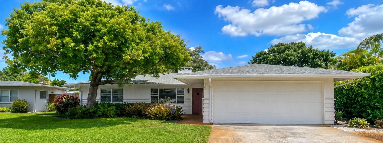 2253 VALENCIA DR