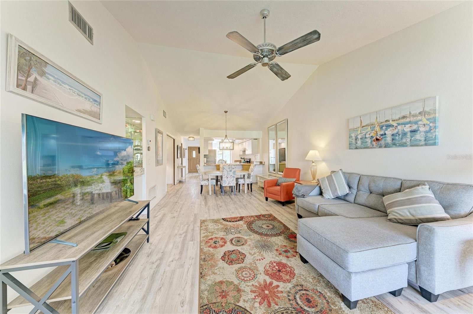 5709 AVISTA DR #5709