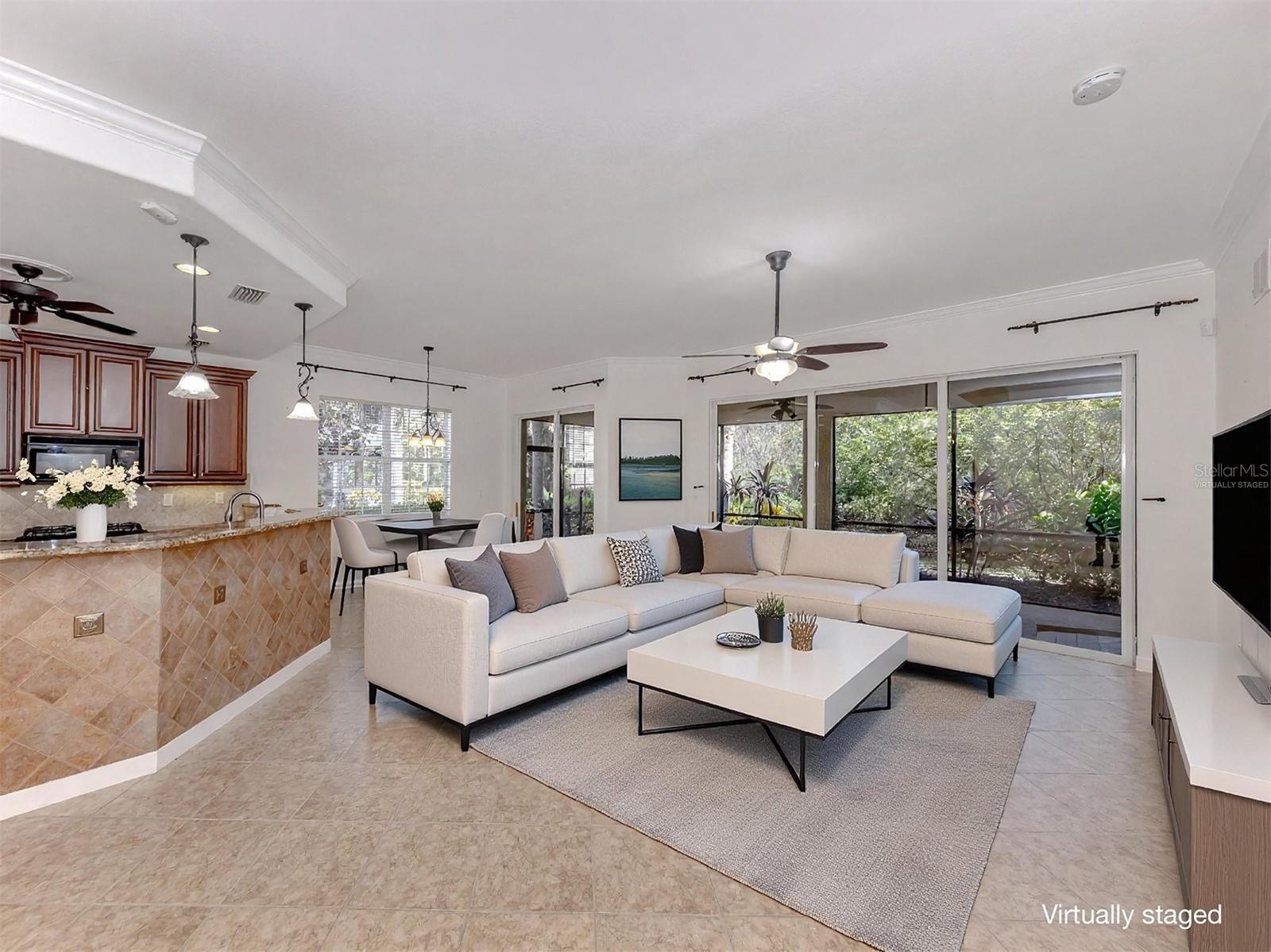 122 BELLA VISTA TER #8A