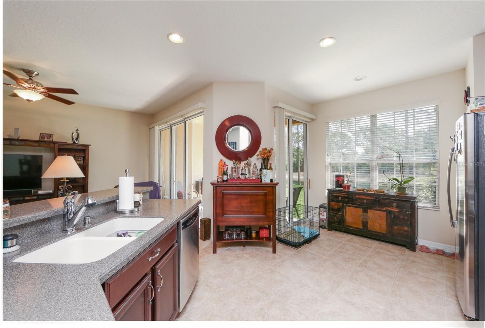 8114 VILLA GRANDE CT