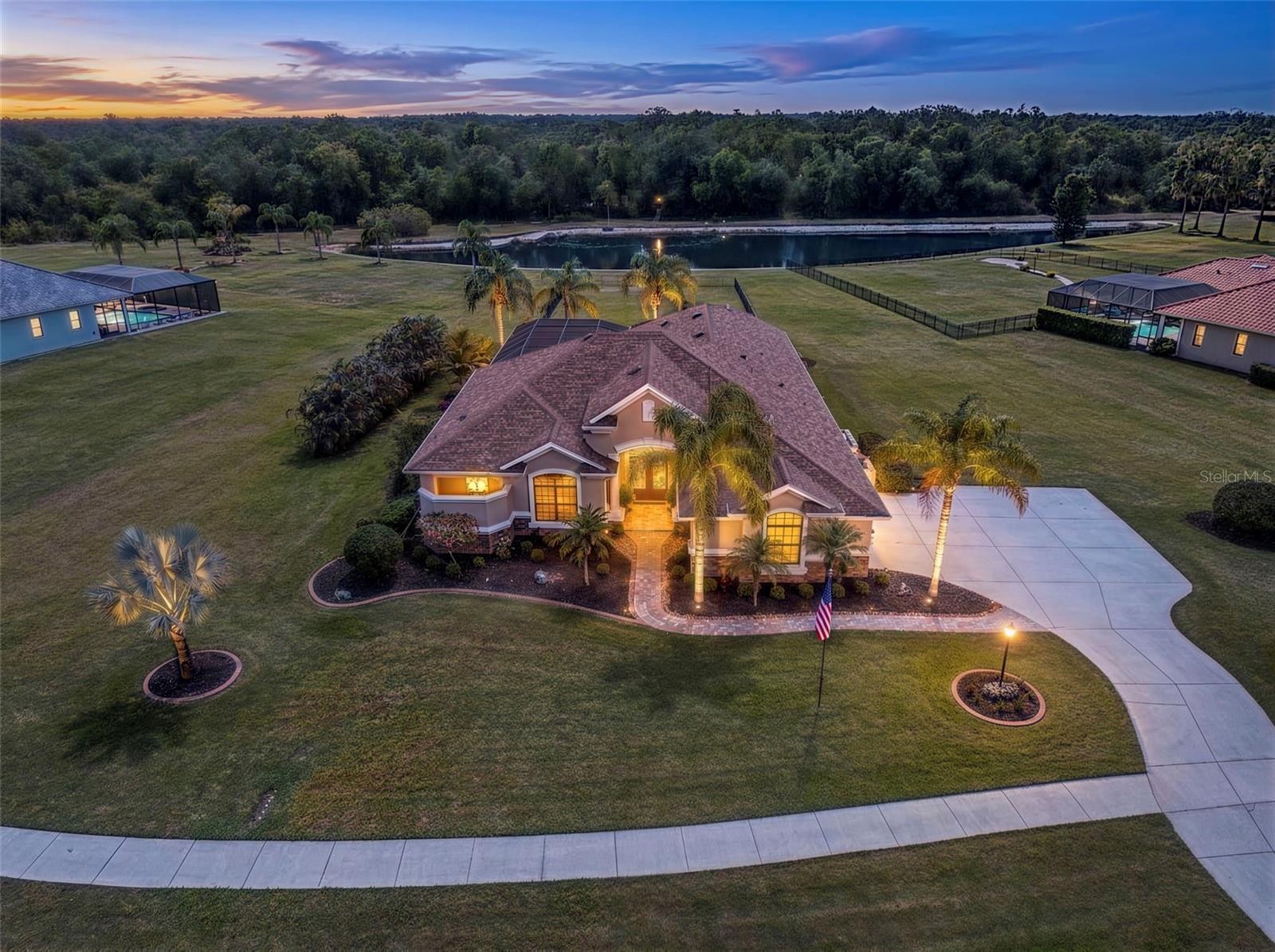 3710 TWIN RIVERS TRL