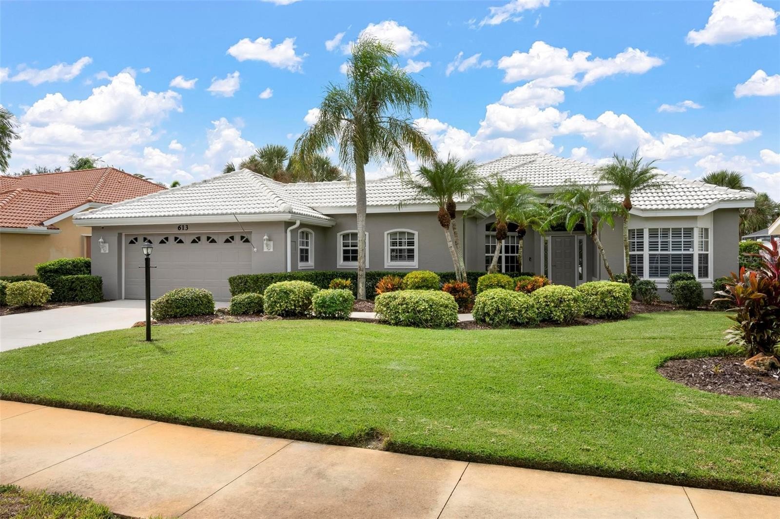 613 KHYBER LN