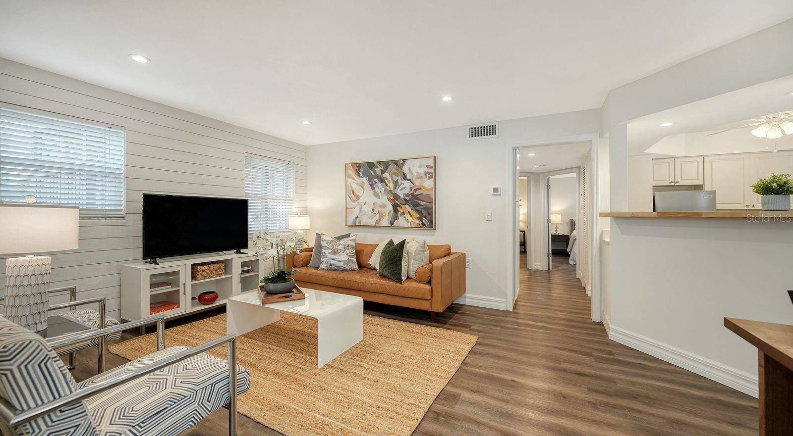 5610 AVENIDA DEL MARE