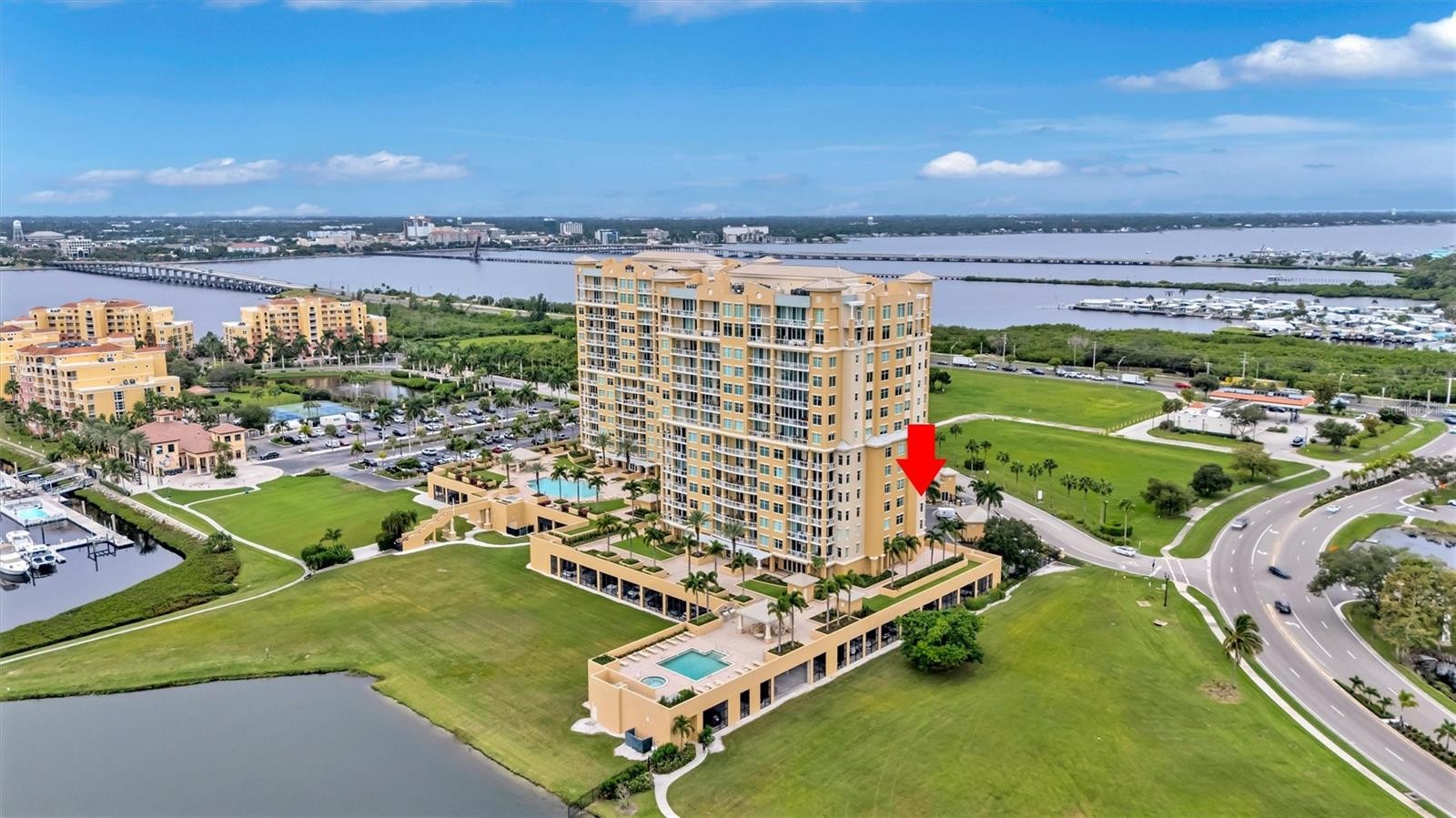 140 RIVIERA DUNES WAY #306