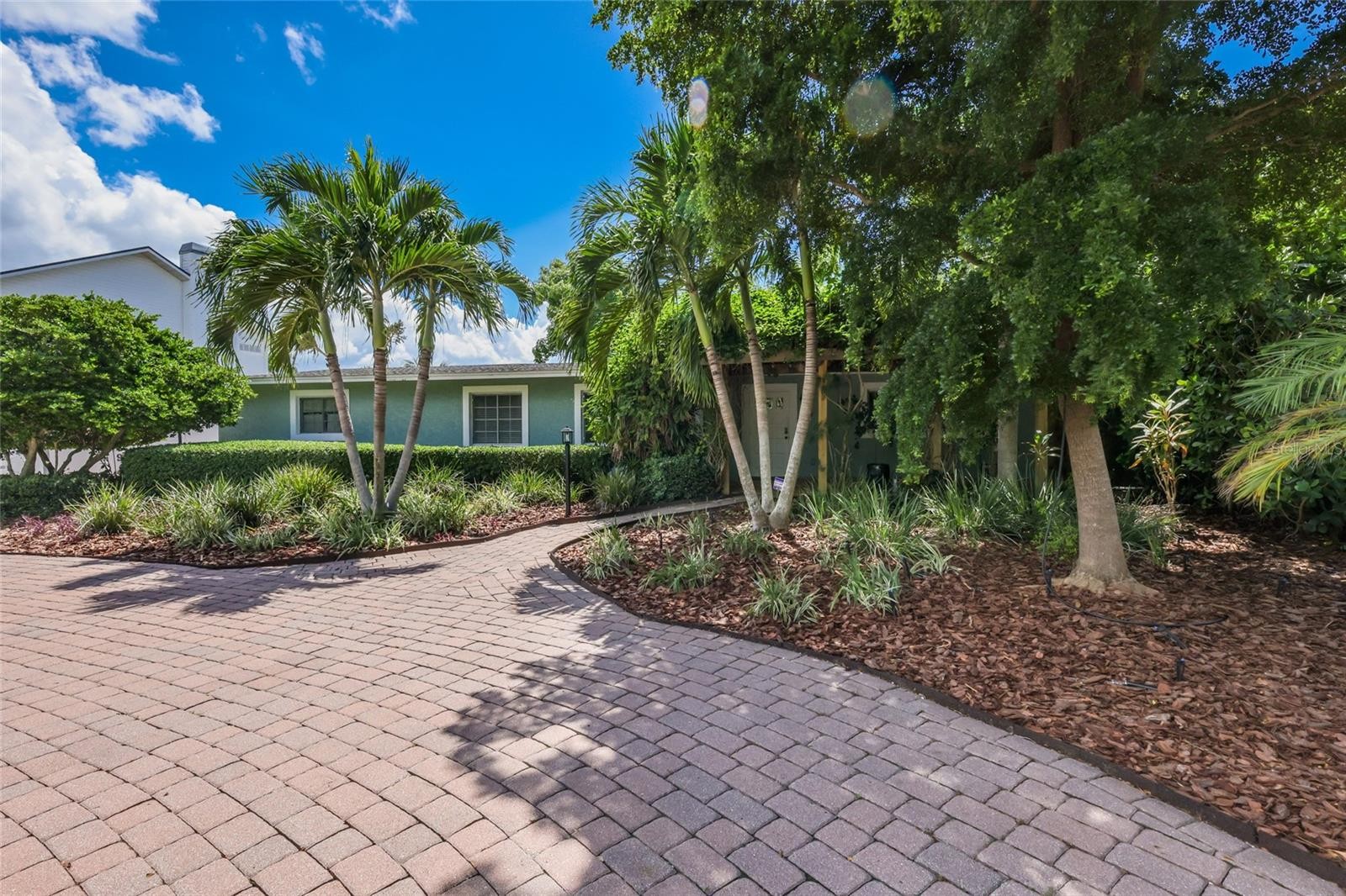 4131 RIVERVIEW BLVD