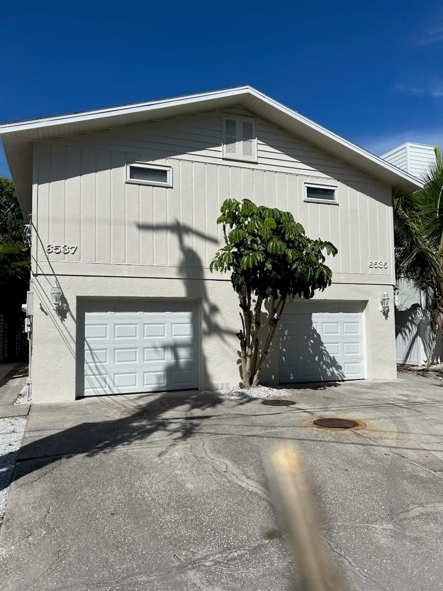 6535/6537 Peacock Rd Sarasota Florida 34242