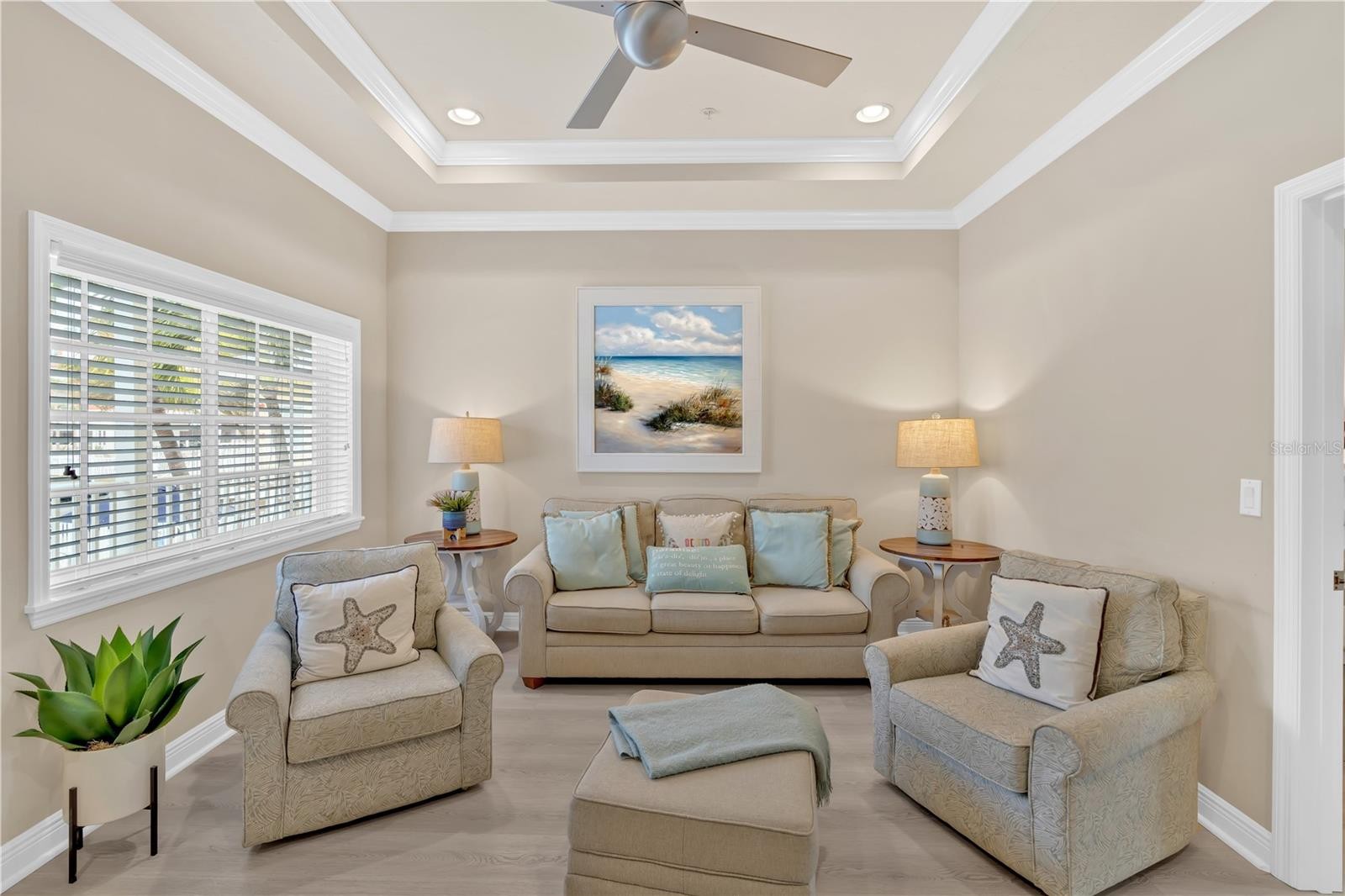 1054 SUN N SEA DR #106