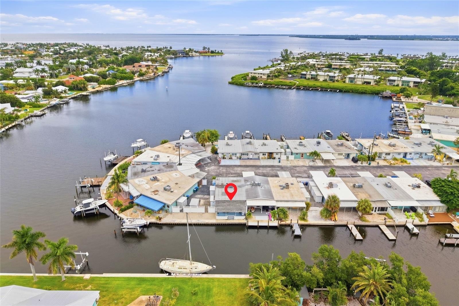 28 SEASIDE CT