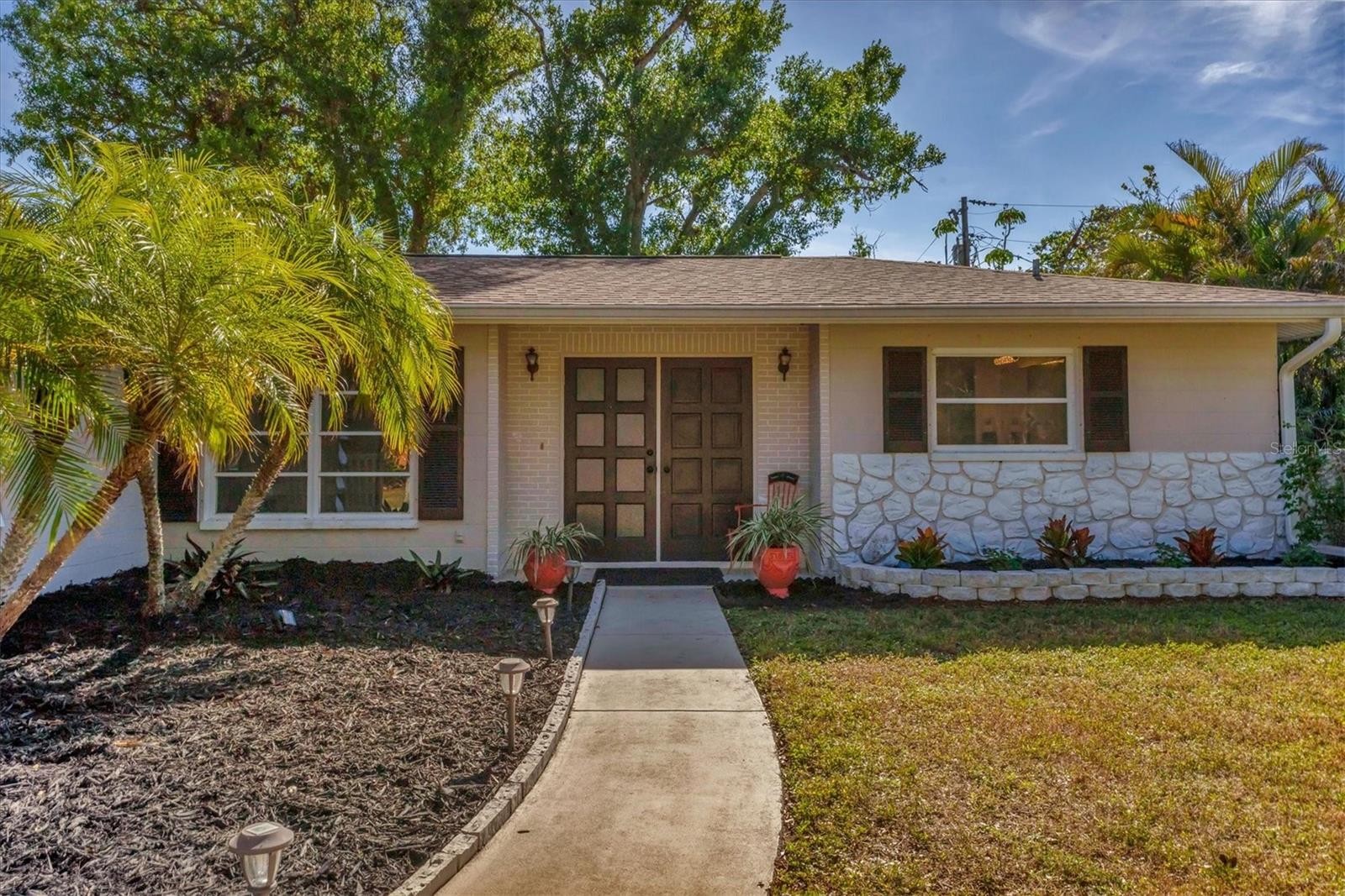 448 REDWOOD RD