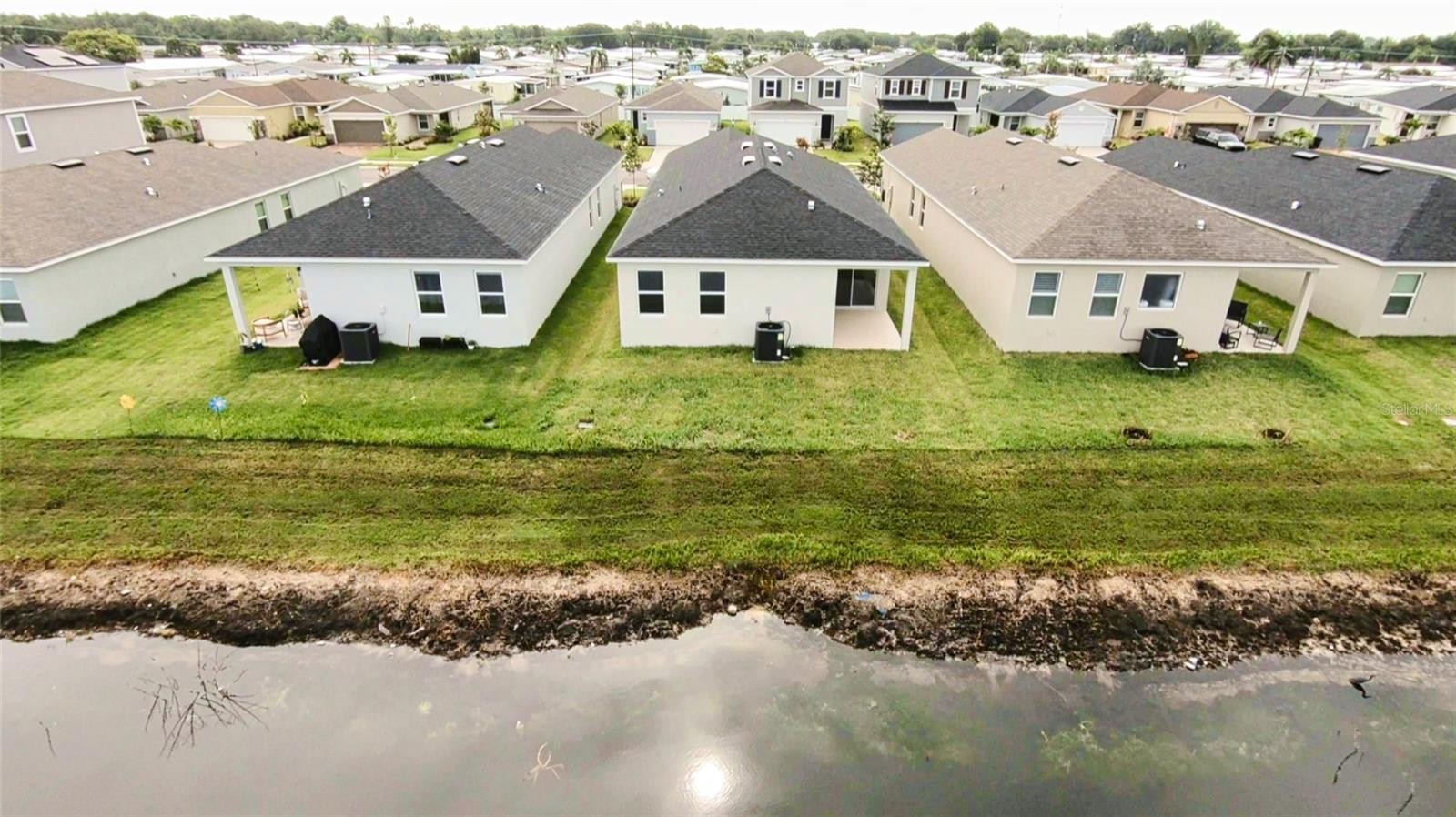 2789 89TH STREET CIR E