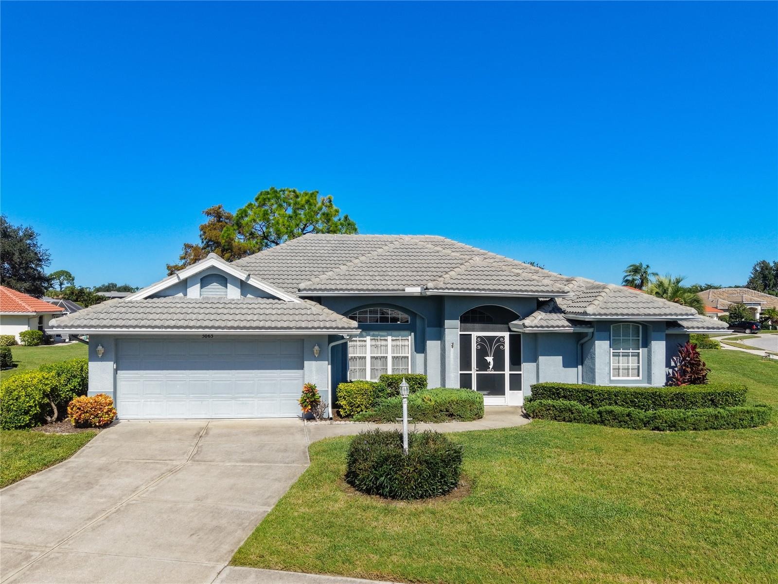 5065 WHITESTONE DR