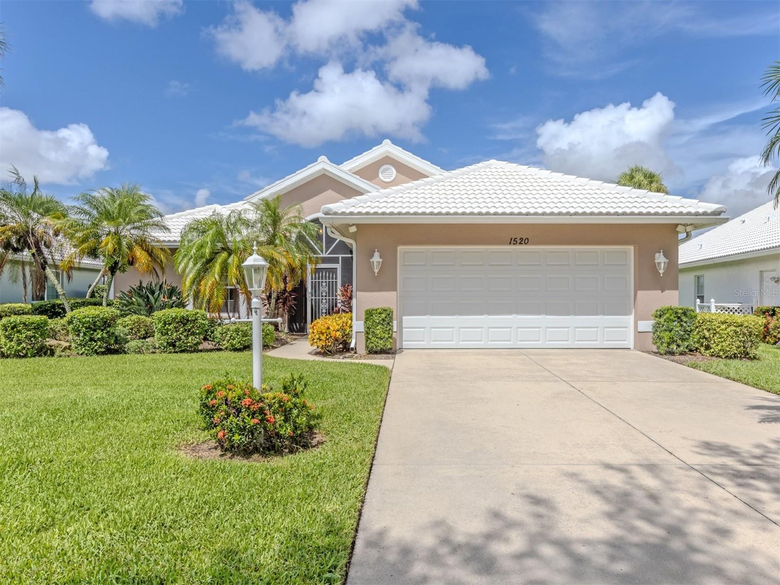 1520 JASPER CT