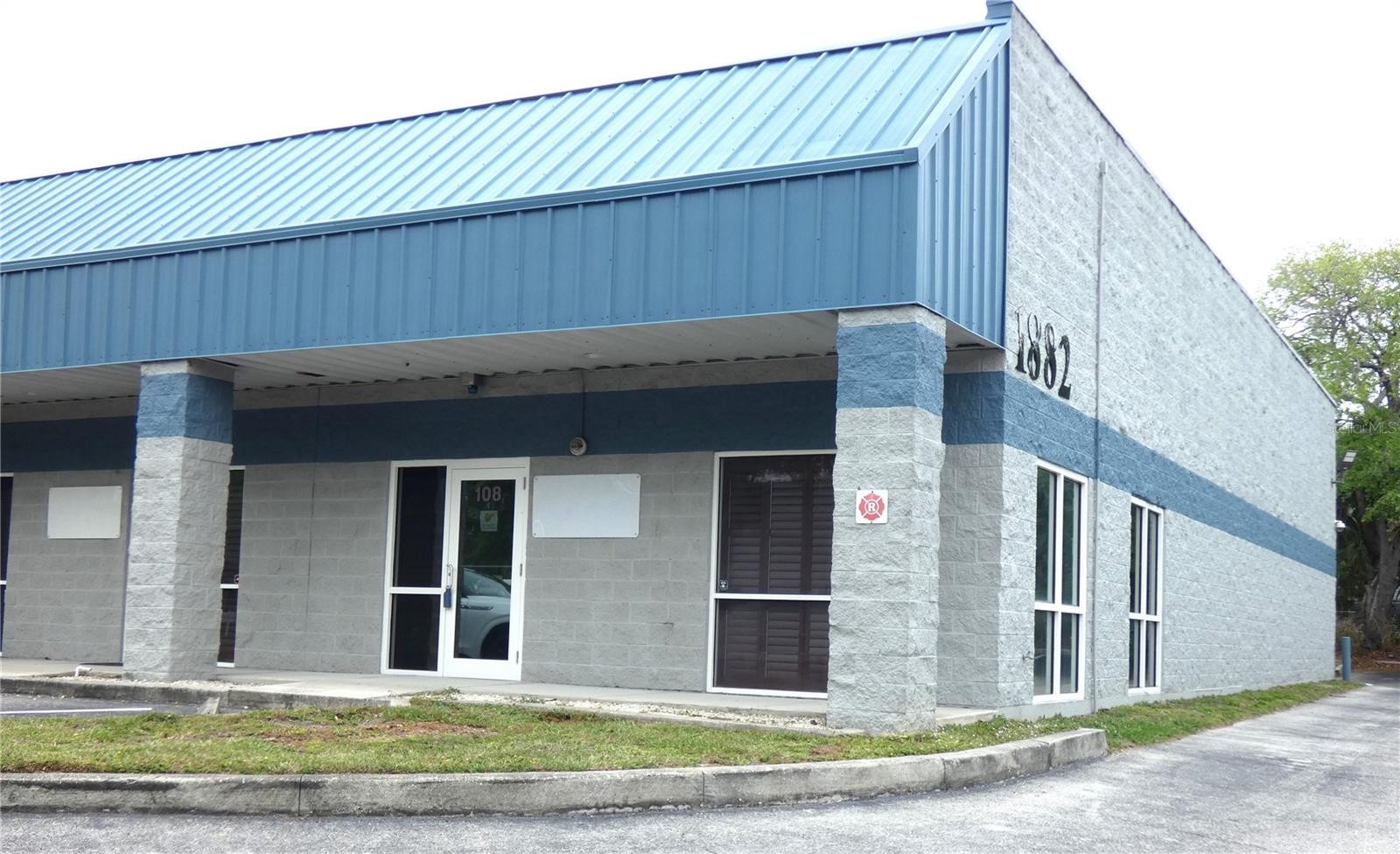 1882 PORTER LAKE DR #107/108