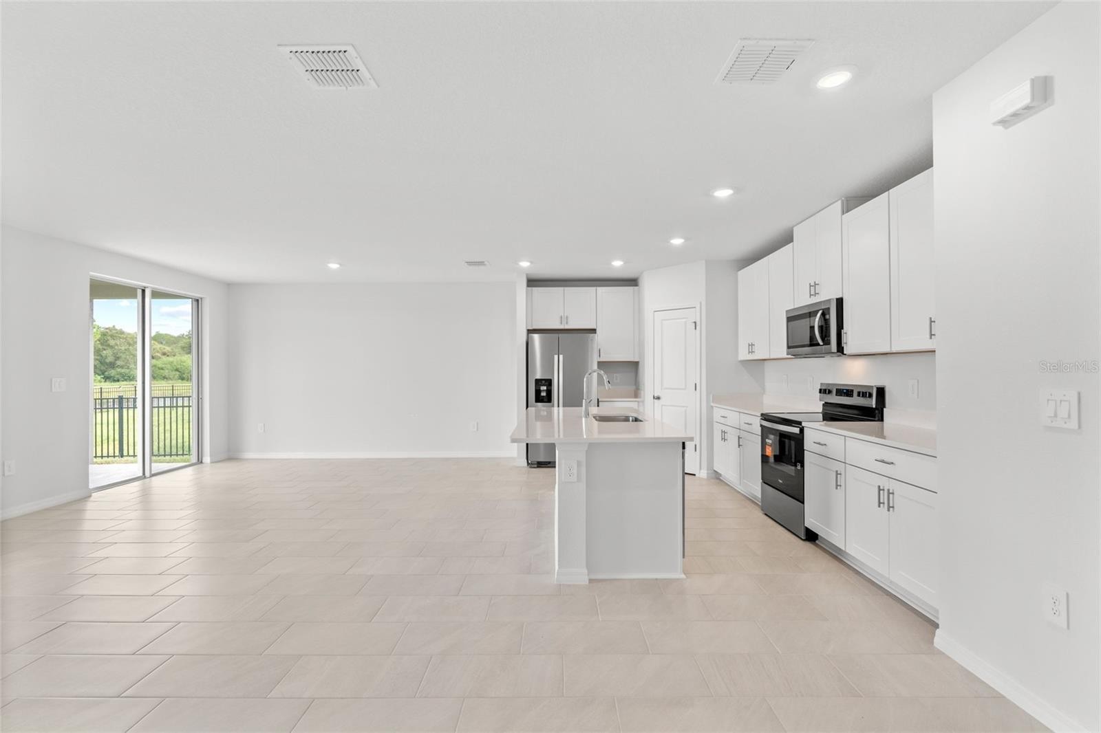 112 OUTBACK HIDEAWAY AVE
