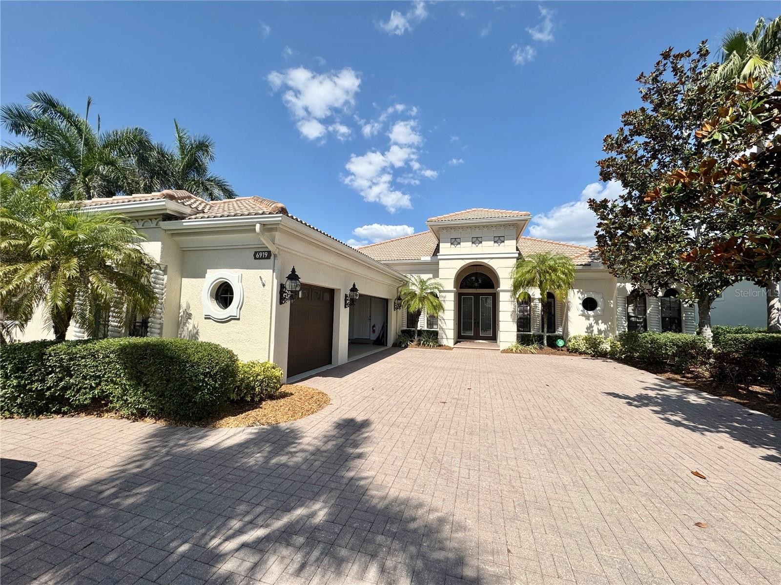 6919 DOMINION LN