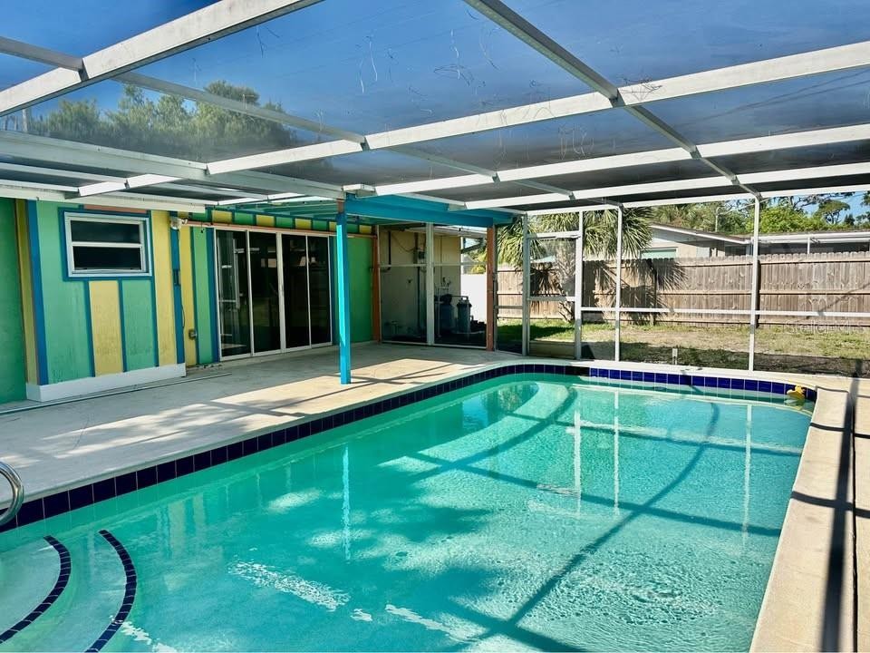 270 W SEMINOLE DR