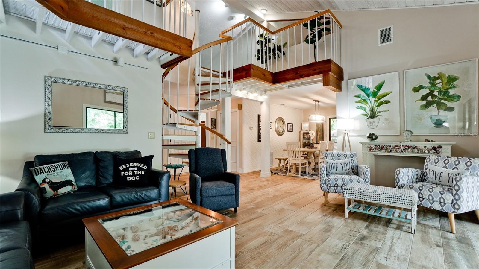 2407 QUAIL CT