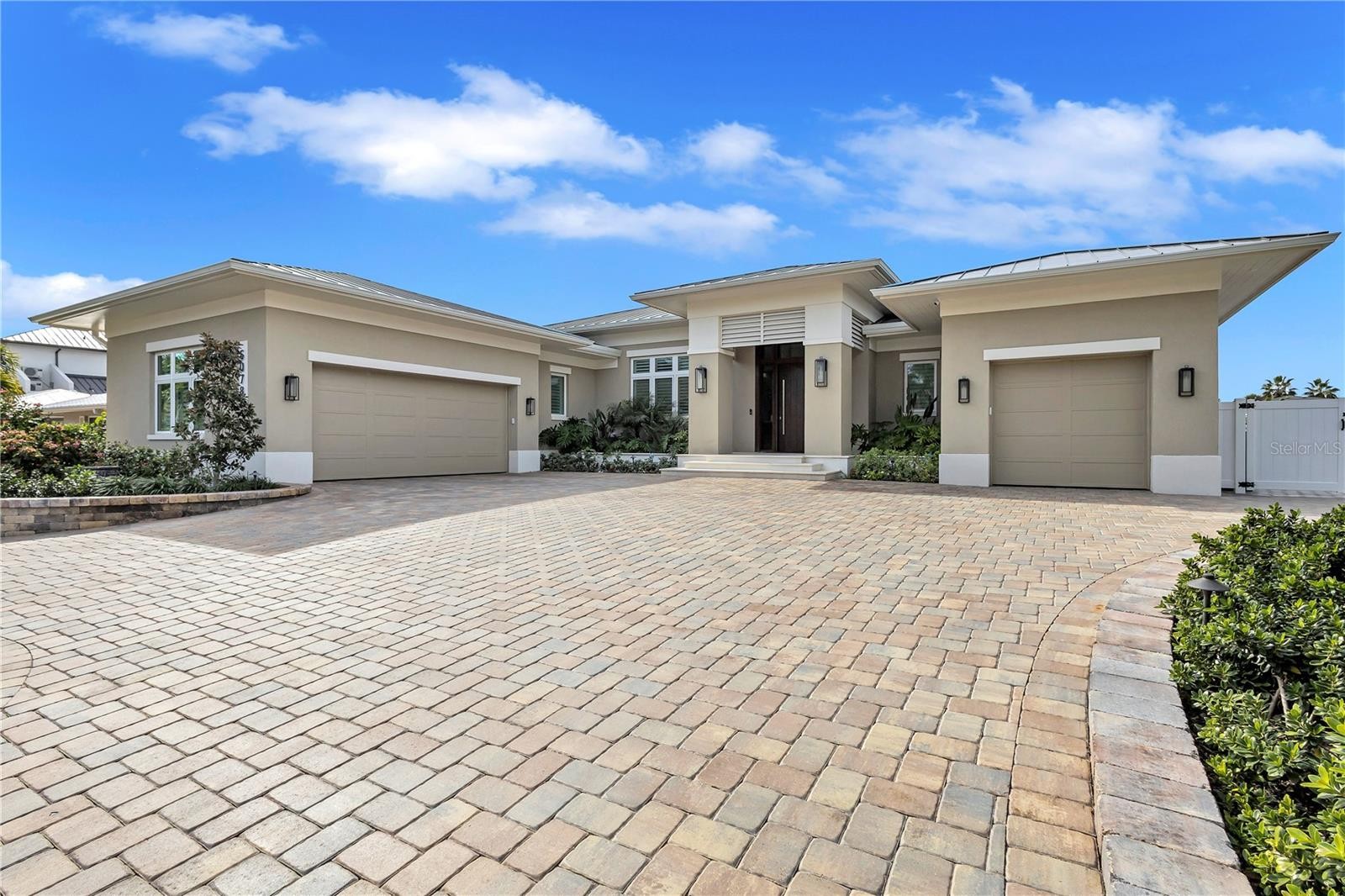 5078 SANDY BEACH AVE