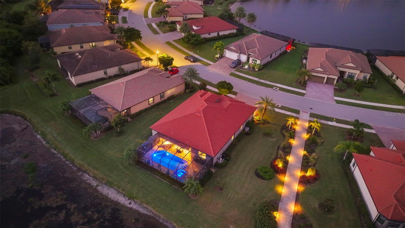 20203 GRANLAGO DR