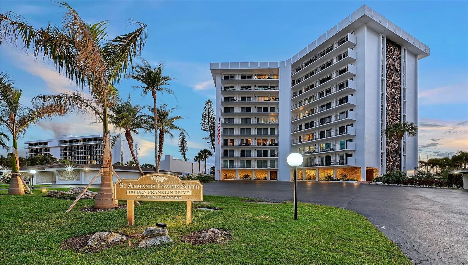 101 BENJAMIN FRANKLIN DR #85 & 86