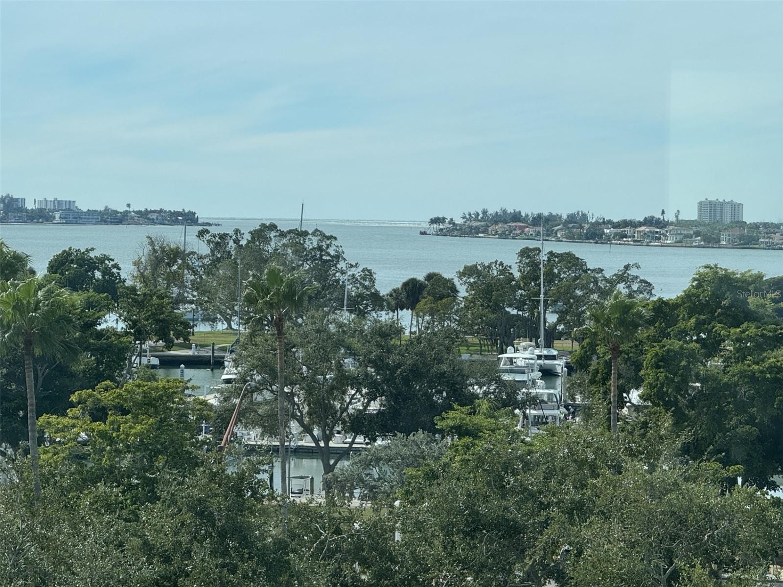 33 S GULFSTREAM AVE #702